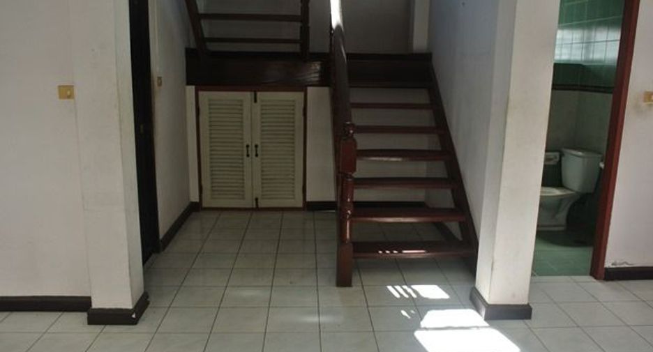 À vendre studio maison à Min Buri, Bangkok