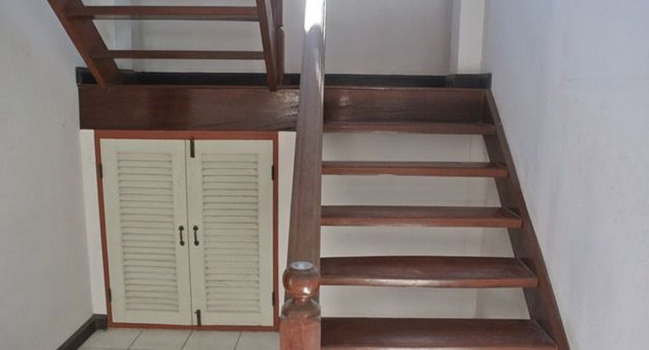 À vendre studio maison à Min Buri, Bangkok