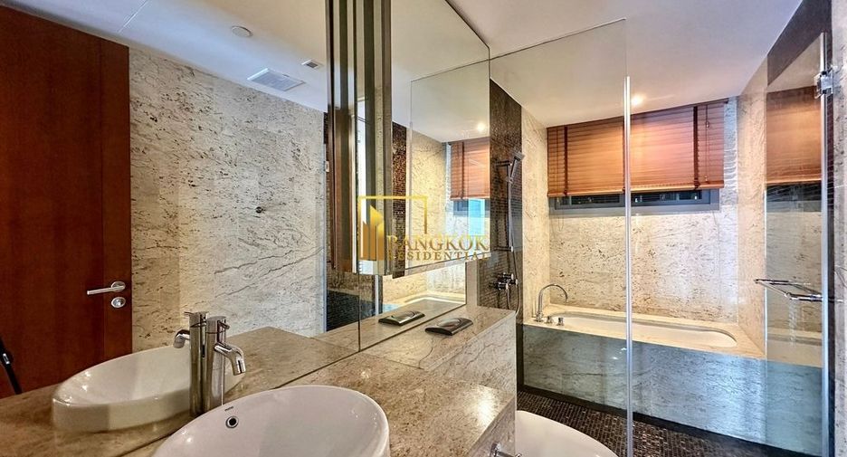For rent and for sale 2 bedrooms condo in Yan Nawa, Bangkok