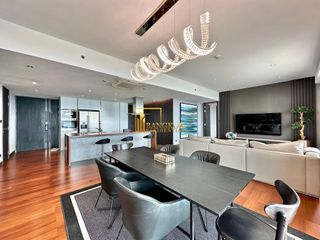 For rent 3 bed condo in Yan Nawa, Bangkok
