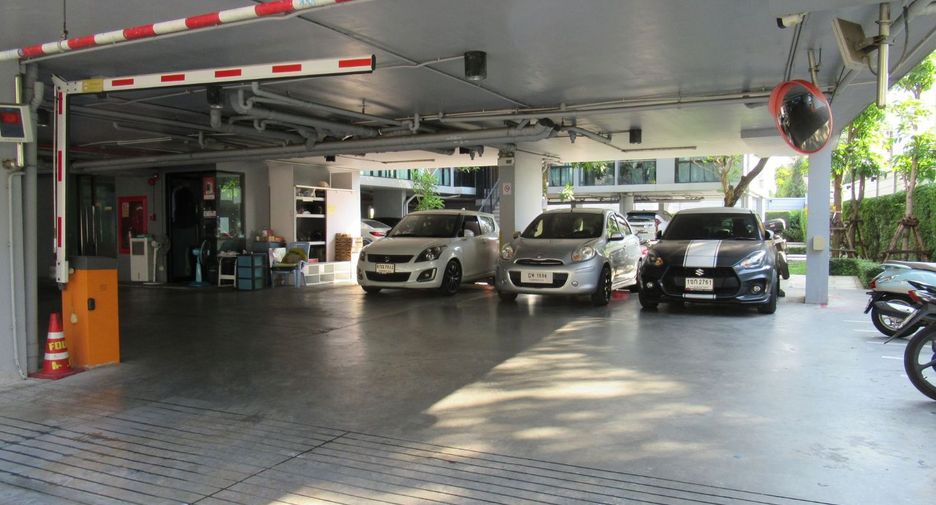 For sale studio condo in Bangkok Yai, Bangkok