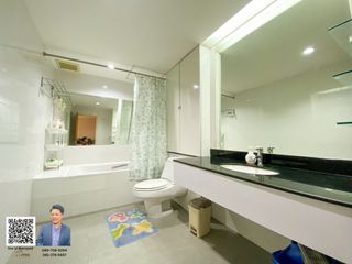For sale 2 bed condo in Watthana, Bangkok