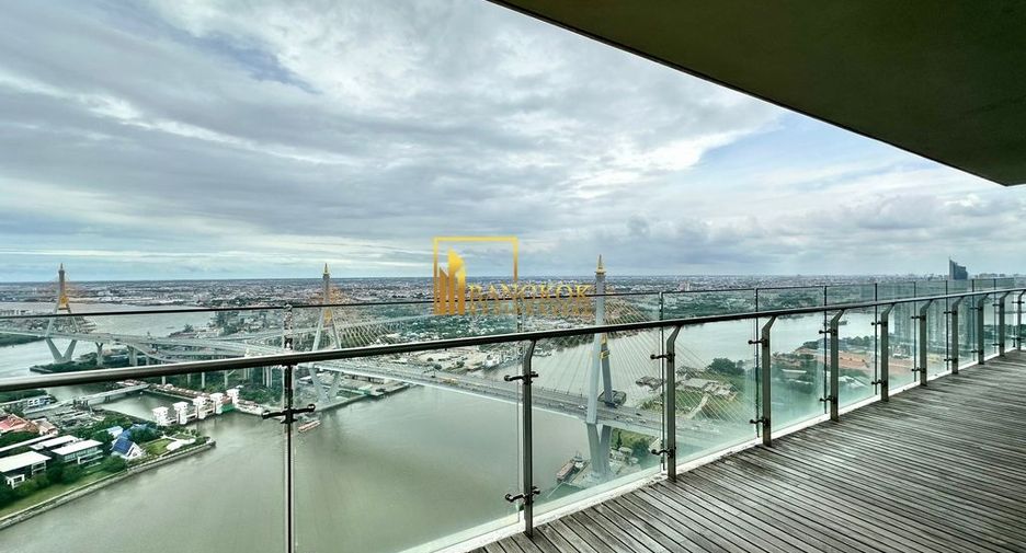 For rent 3 bedrooms condo in Yan Nawa, Bangkok