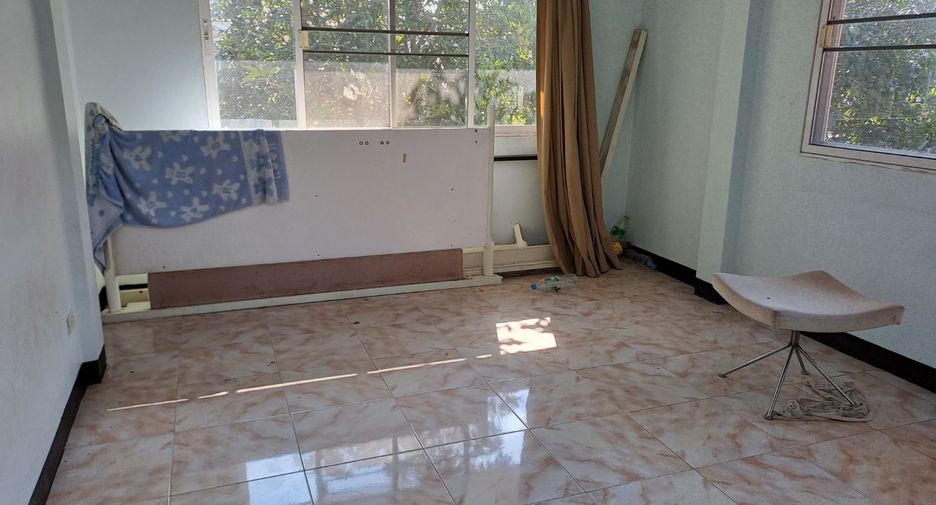 出售 公寓 独立屋 在 Nong Chok, 曼谷