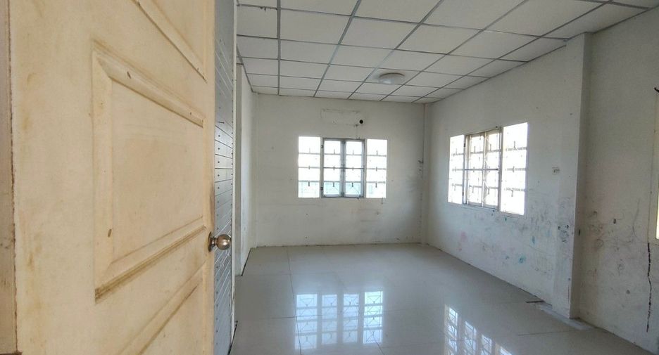 For sale studio house in Khlong Sam Wa, Bangkok