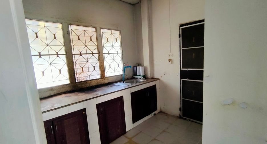 For sale studio house in Khlong Sam Wa, Bangkok