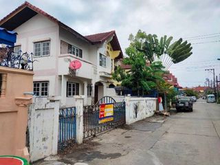 Casa en venta de estudio en Nong Khaem, Bangkok