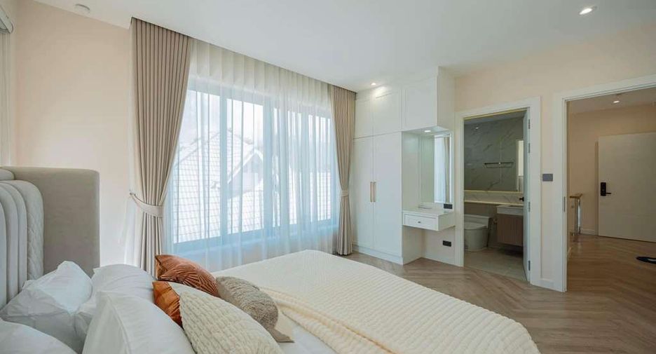 For rent 4 bedrooms house in Mueang Chiang Mai, Chiang Mai