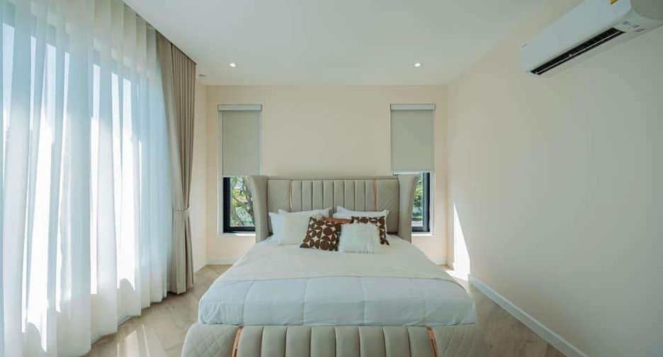 For rent 4 bedrooms house in Mueang Chiang Mai, Chiang Mai