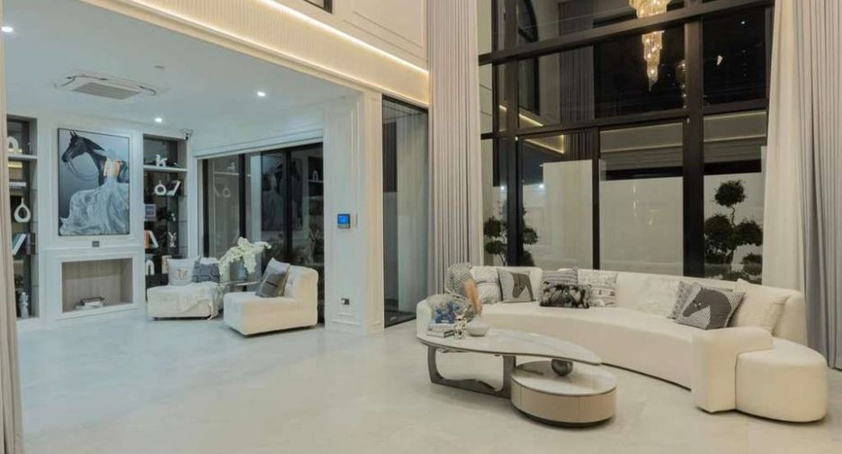 For rent 4 bedrooms house in Mueang Chiang Mai, Chiang Mai
