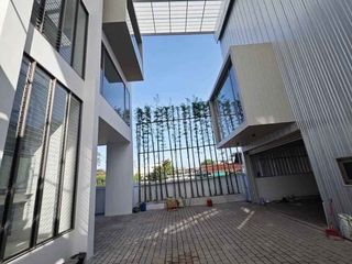 For rent and for sale office in Bang Na, Bangkok