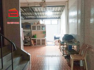 For sale 3 bedrooms retail Space in Chatuchak, Bangkok