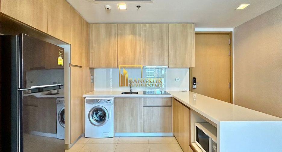 For rent 2 bedrooms condo in Khlong Toei, Bangkok