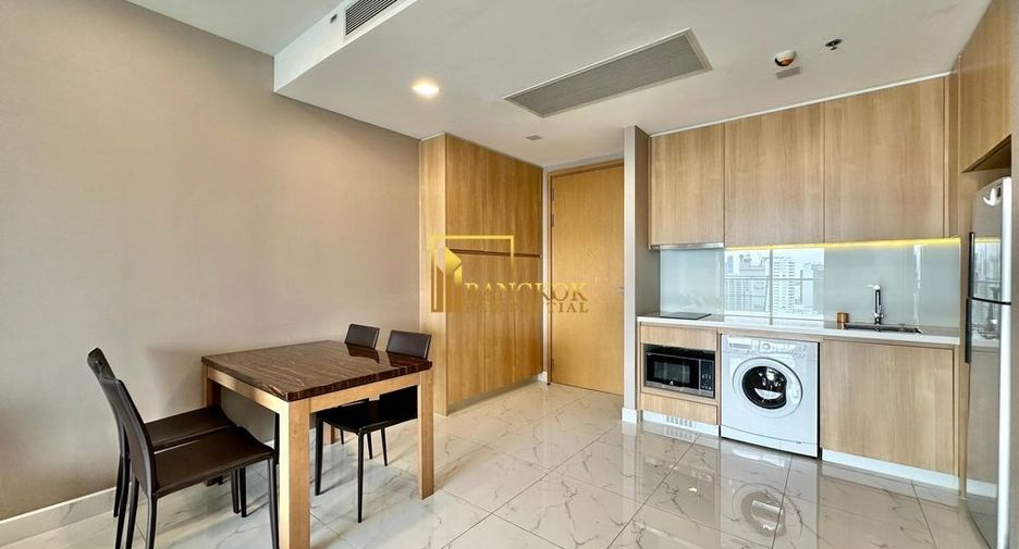 For rent 2 bedrooms condo in Khlong Toei, Bangkok