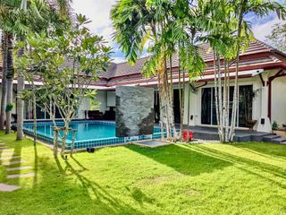 For rent and for sale 5 bedrooms villa in Mueang Phuket, Phuket