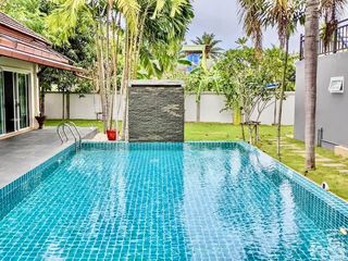 For rent and for sale 5 bedrooms villa in Mueang Phuket, Phuket
