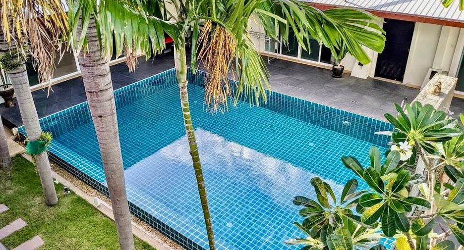 For rent and for sale 5 bedrooms villa in Mueang Phuket, Phuket