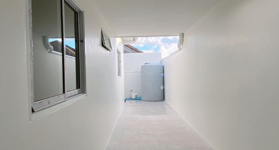 For rent and for sale 5 bedrooms villa in Mueang Phuket, Phuket