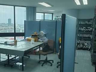 For sale office in Khlong Toei, Bangkok