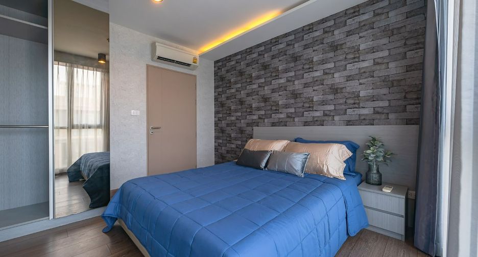 À vendre 3 chambres condo à Phra Khanong, Bangkok