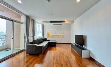 For rent 3 bedrooms condo in Pathum Wan, Bangkok