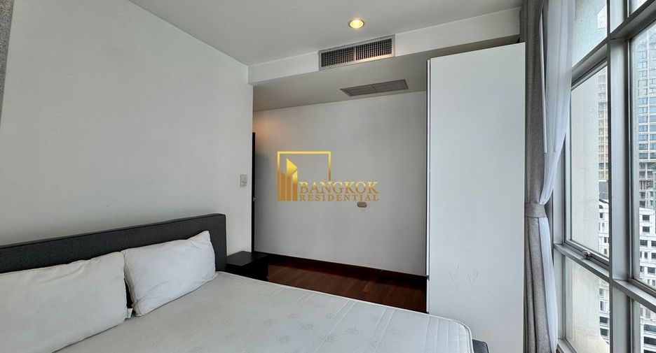 For rent 3 bedrooms condo in Pathum Wan, Bangkok
