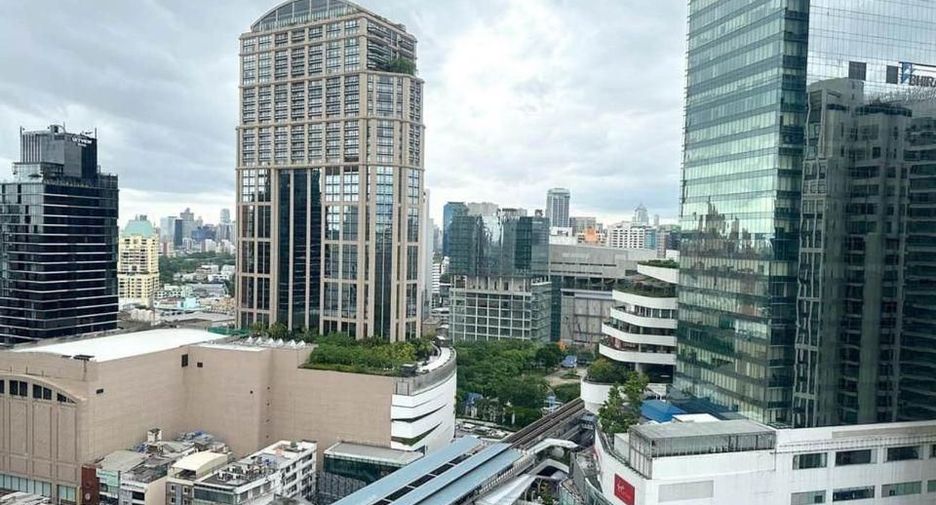 For rent 2 bedrooms condo in Khlong Toei, Bangkok
