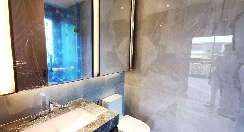 For sale 4 bedrooms house in Bang Phli, Samut Prakan
