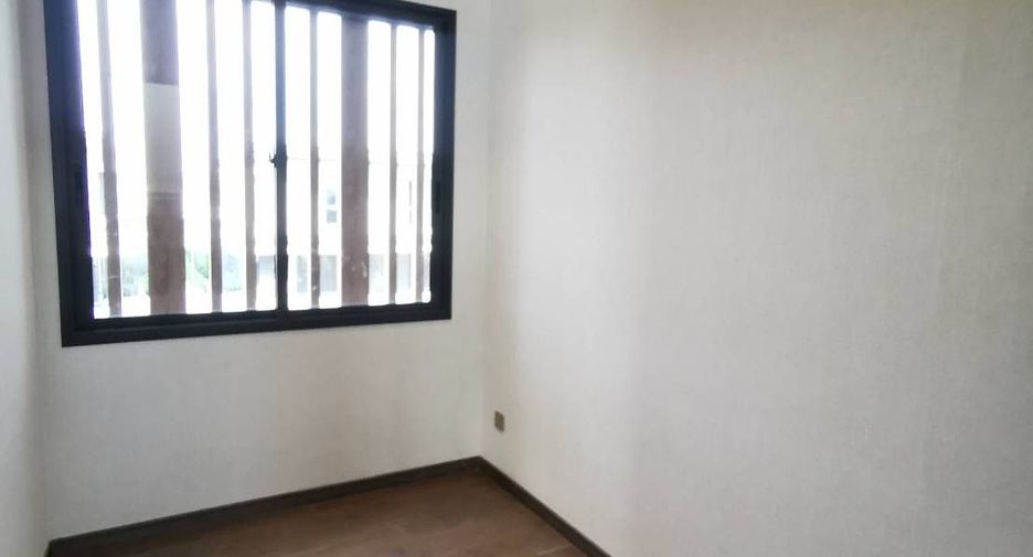 For sale 4 bedrooms house in Bang Phli, Samut Prakan