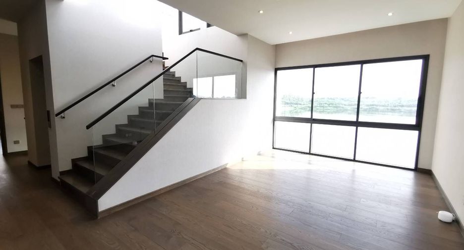 For sale 4 bedrooms house in Bang Phli, Samut Prakan
