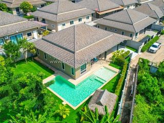 For sale 5 bed house in Sattahip, Chonburi