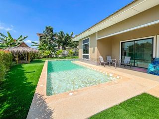 For sale 5 bed house in Sattahip, Chonburi