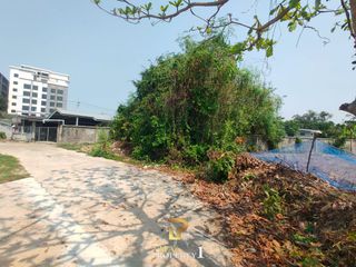 ขาย ที่ดิน ใน บางเสร่, พัทยา
