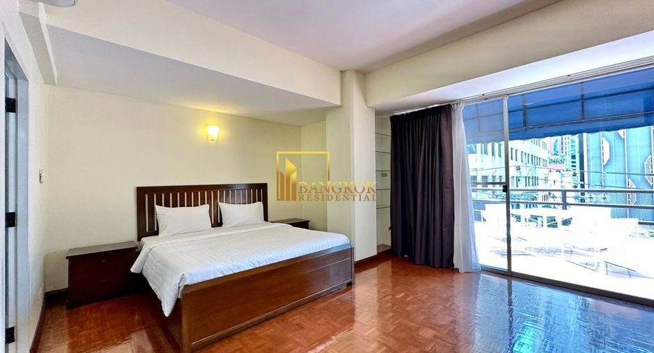 For rent 2 bedrooms apartment in Khlong Toei, Bangkok