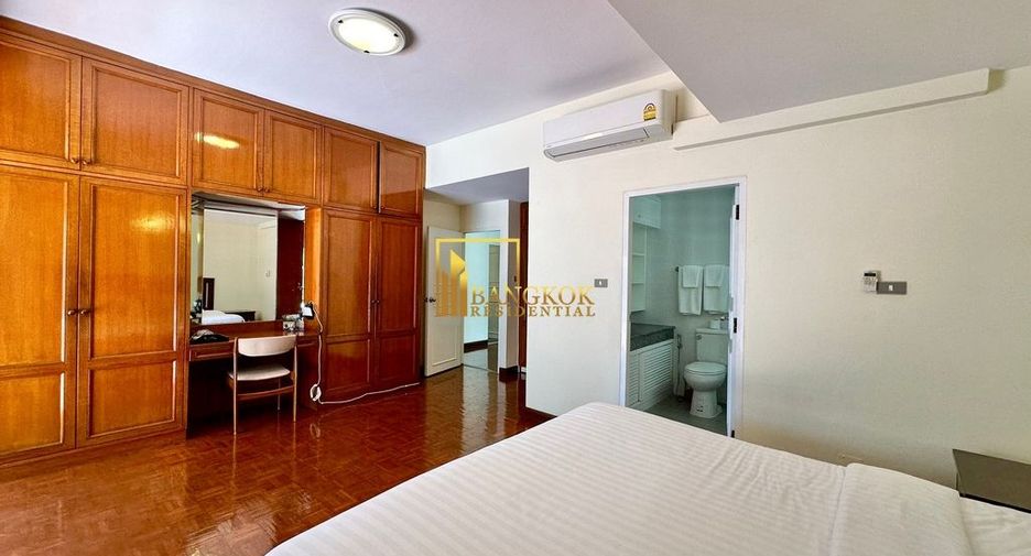 For rent 2 bedrooms apartment in Khlong Toei, Bangkok