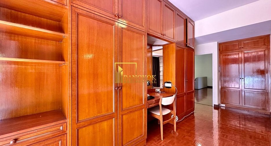 For rent 2 bedrooms apartment in Khlong Toei, Bangkok