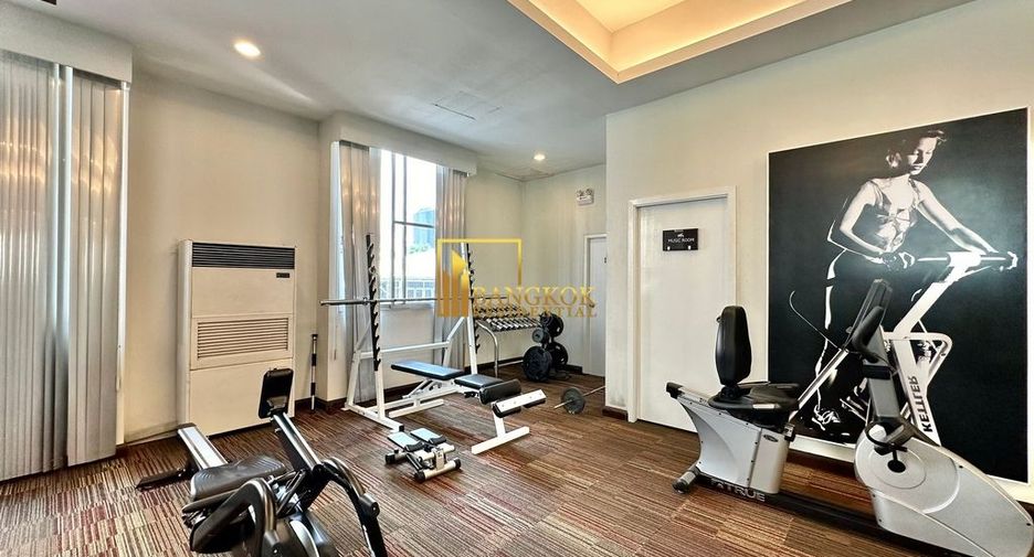 For rent 2 bedrooms apartment in Khlong Toei, Bangkok