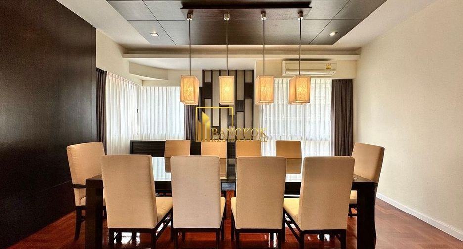 For rent 4 bedrooms apartment in Khlong Toei, Bangkok