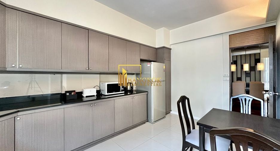 For rent 4 bedrooms apartment in Khlong Toei, Bangkok