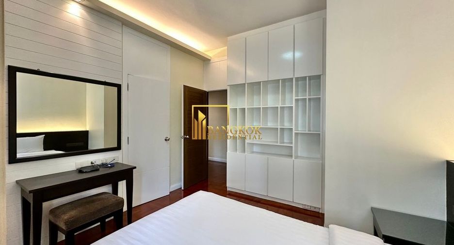 For rent 4 bedrooms apartment in Khlong Toei, Bangkok