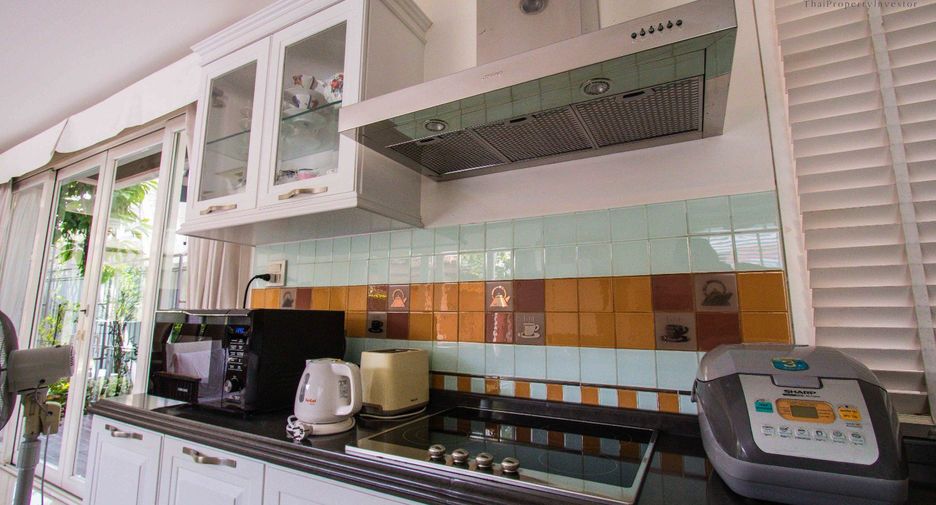 For sale 3 bed house in Lam Luk Ka, Pathum Thani