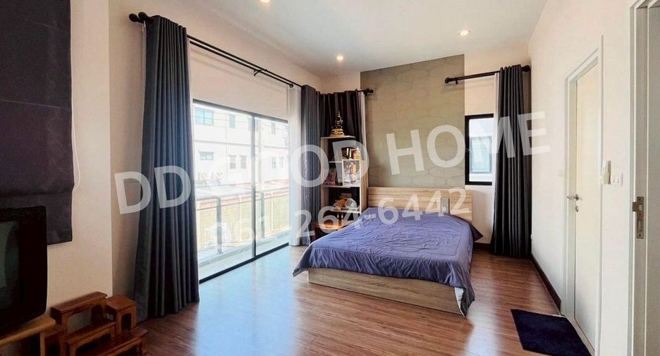 For sale 3 bedrooms house in Lam Luk Ka, Pathum Thani