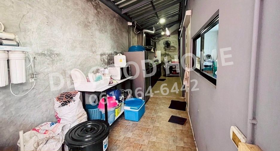For sale 3 bedrooms house in Lam Luk Ka, Pathum Thani