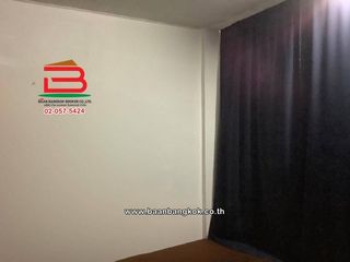 For sale 3 bedrooms retail Space in Huai Khwang, Bangkok