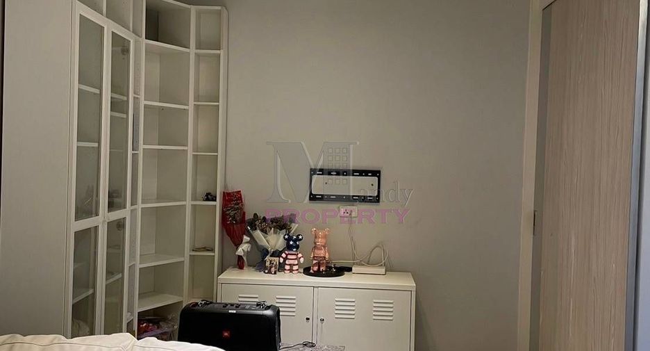 For sale 2 bed condo in Huai Khwang, Bangkok