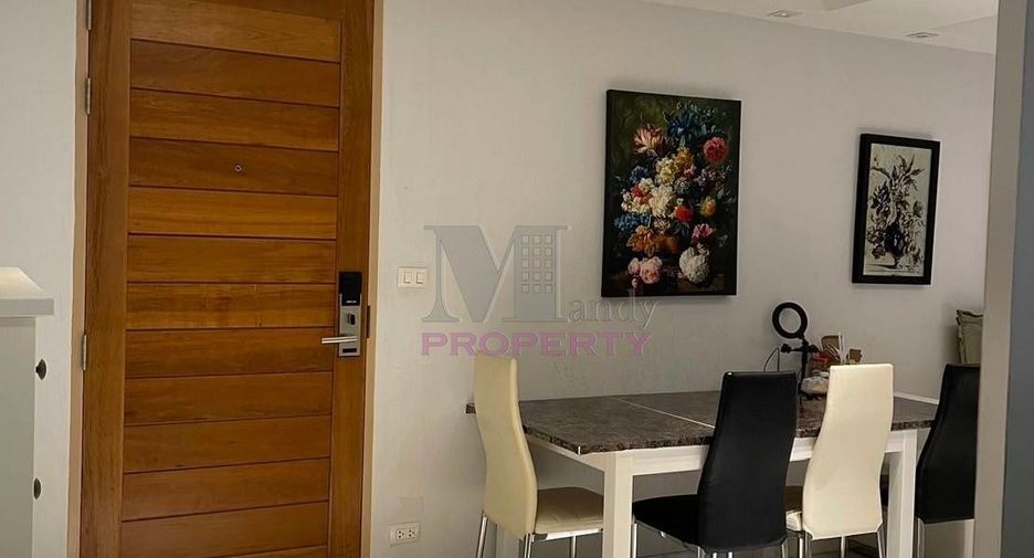 For sale 2 bed condo in Huai Khwang, Bangkok