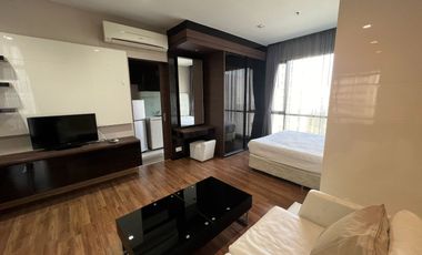 For rent 1 bed condo in Huai Khwang, Bangkok