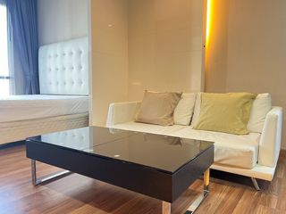 For rent 1 bed condo in Huai Khwang, Bangkok