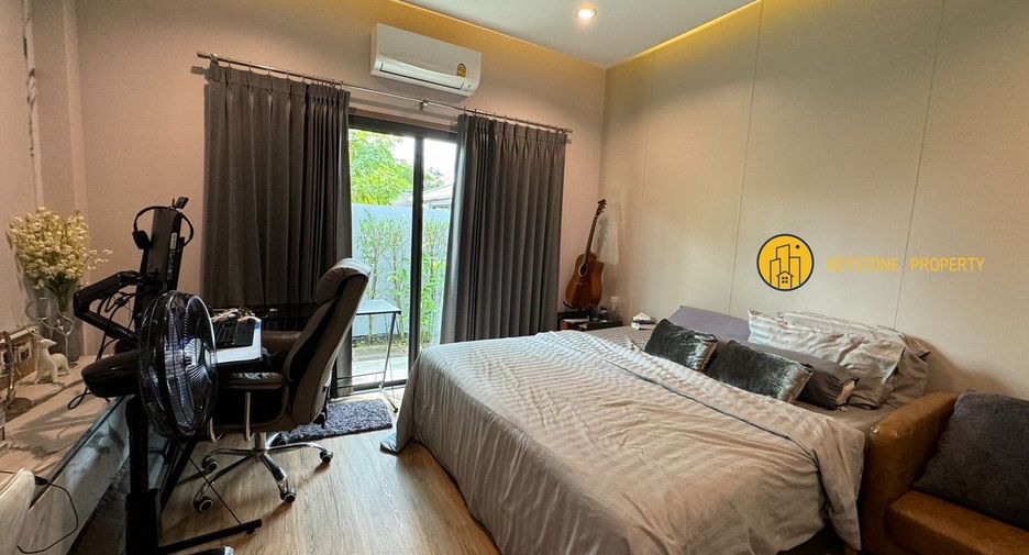 Villa en alquiler y en venta de 3 habitaciones en Bang Lamung, Chonburi