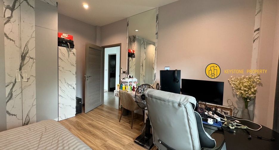 Villa en alquiler y en venta de 3 habitaciones en Bang Lamung, Chonburi